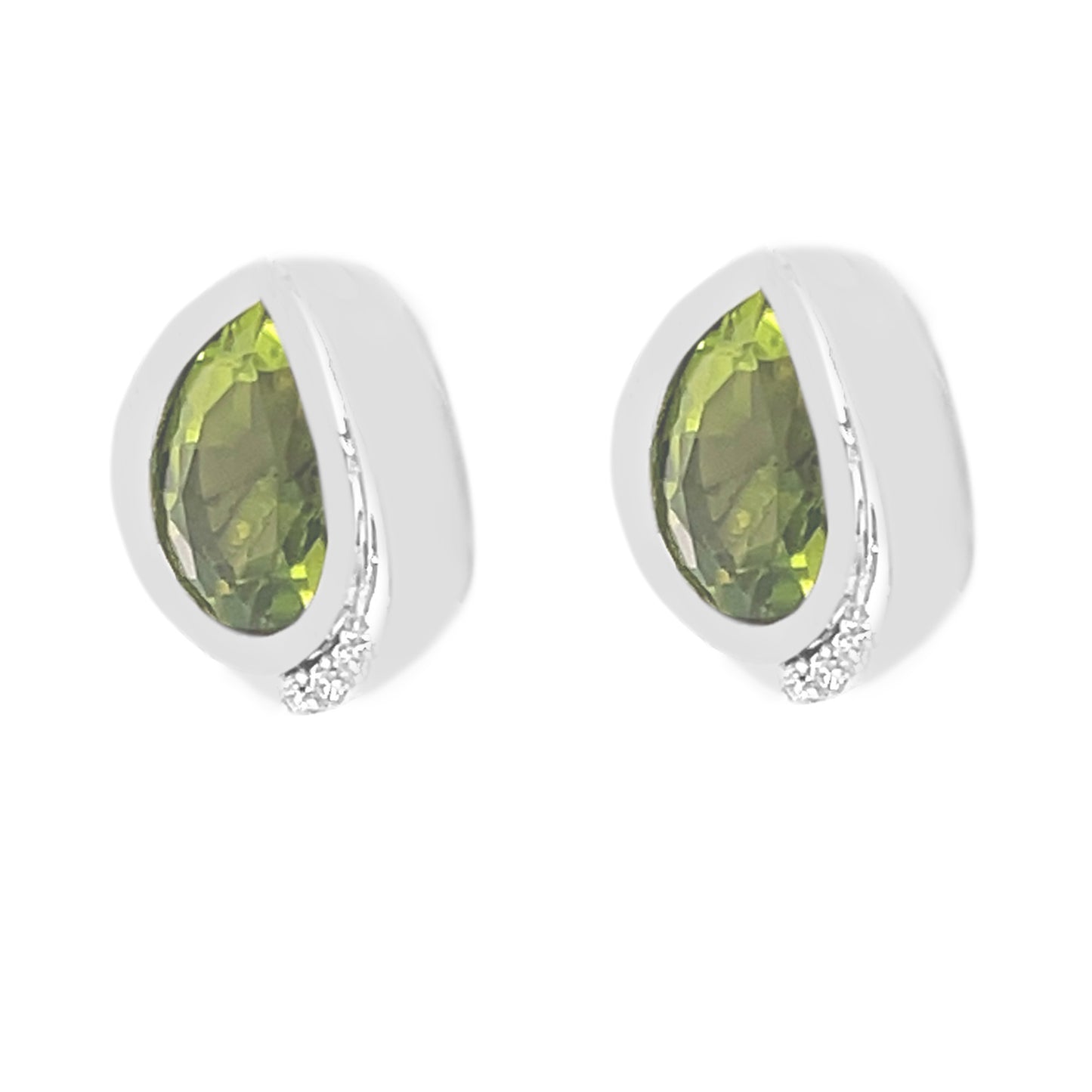 14Kt White Gold Peridot With Diamond Stud Earring - Pinctore