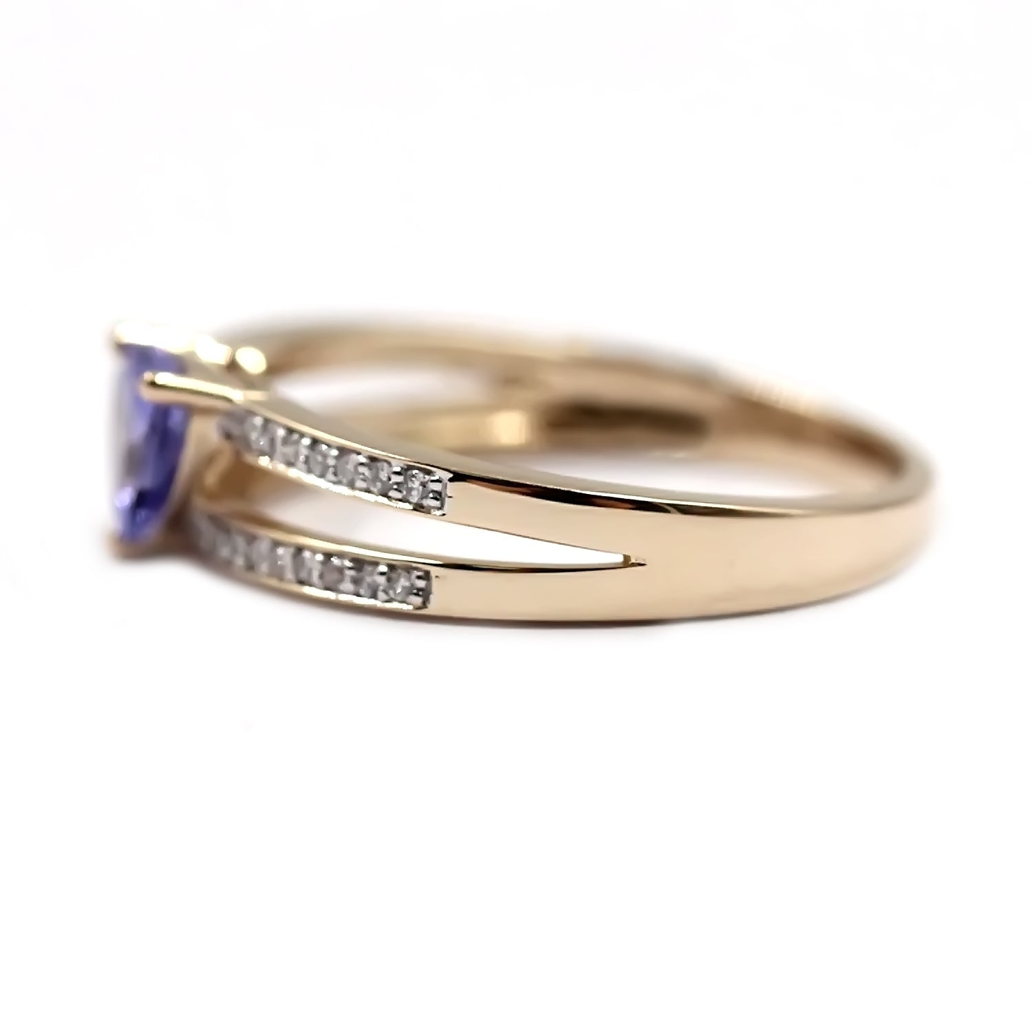 14kt Yellow Gold Tanzanite With White Diamond Ring - Pinctore