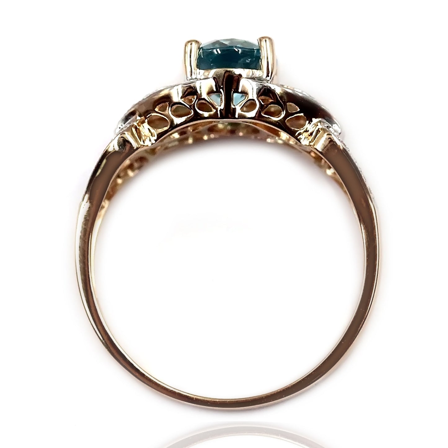 14kt Yellow Gold Blue Zircon With Diamond Ring - Pinctore