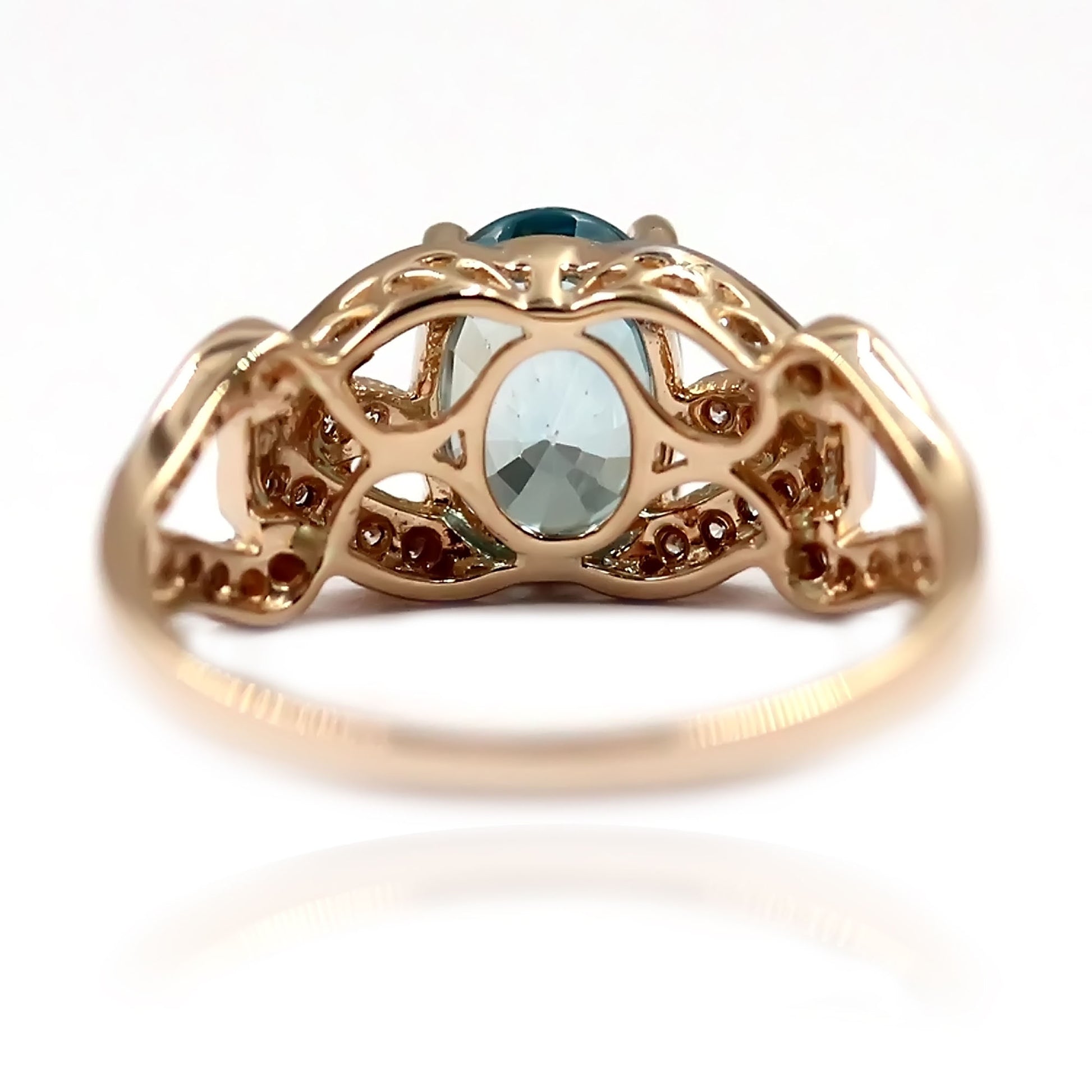 14kt Yellow Gold Blue Zircon With Diamond Ring - Pinctore