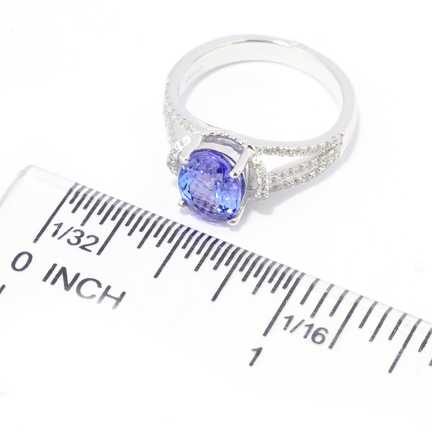 10kt White Gold 2.1ctw Tanzanite & Diamond Ring - Pinctore