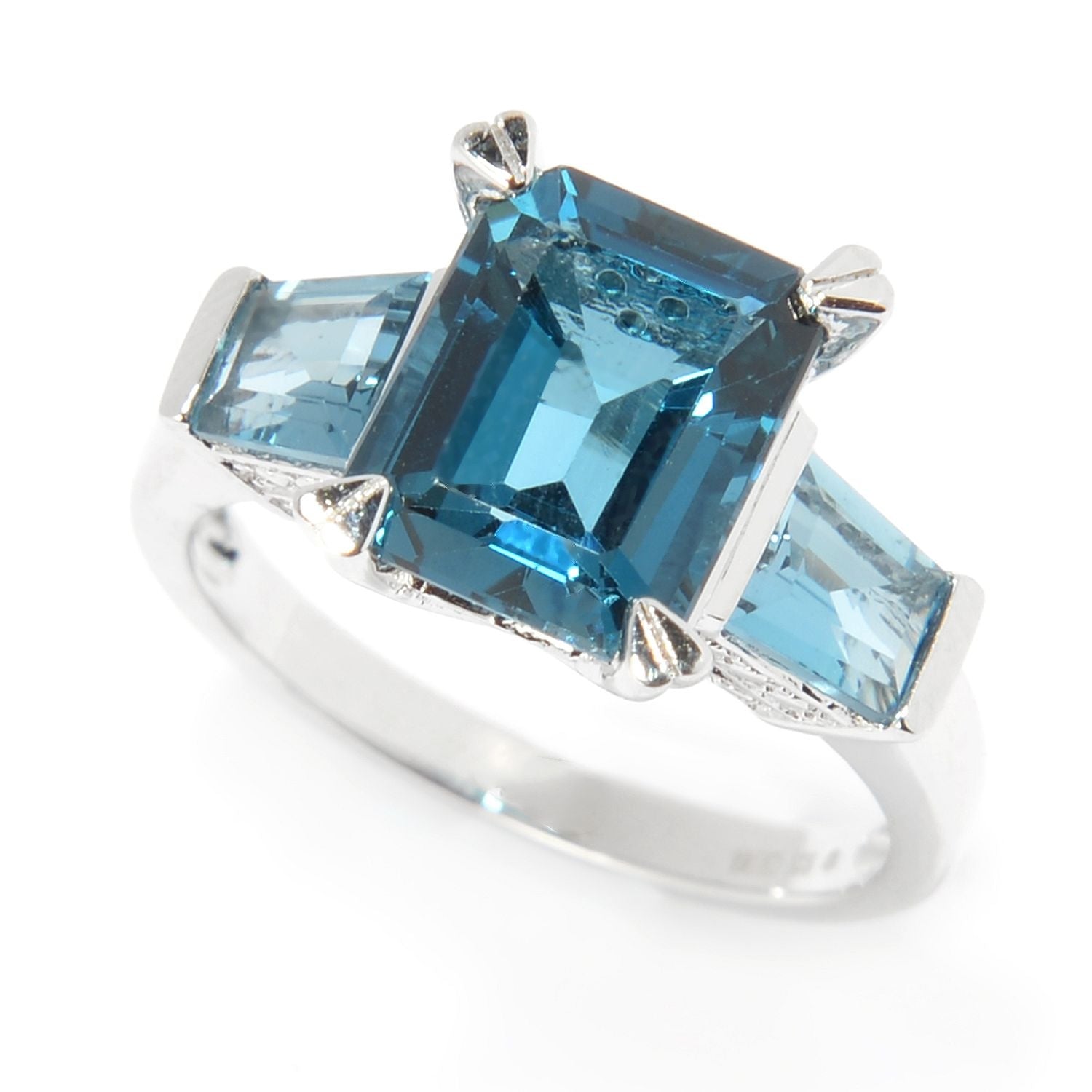 Sterling Silver London Blue Topaz Ring