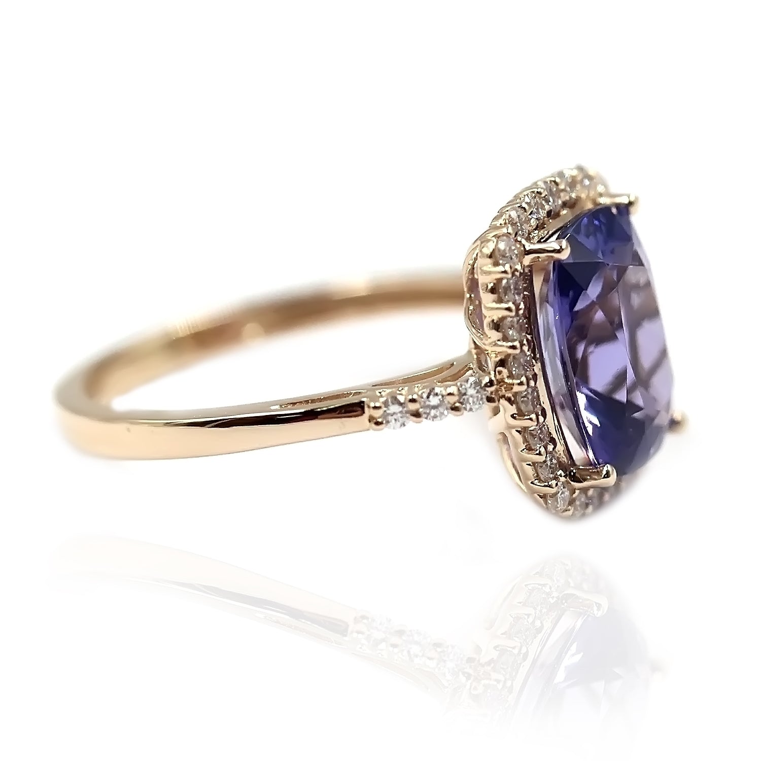 14kt Yellow Gold Tanzanite With Diamond Ring - Pinctore