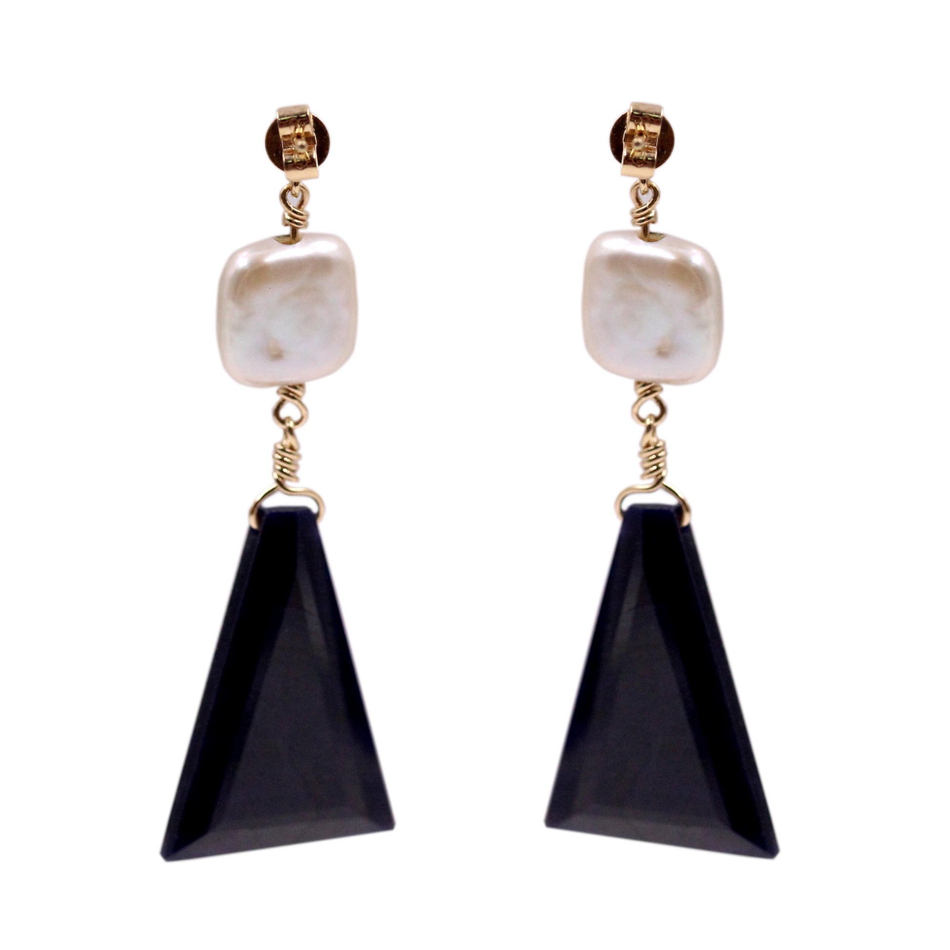14Kt Gold Corundum Sapphire,  White Cashew Pearl Earring - Pinctore