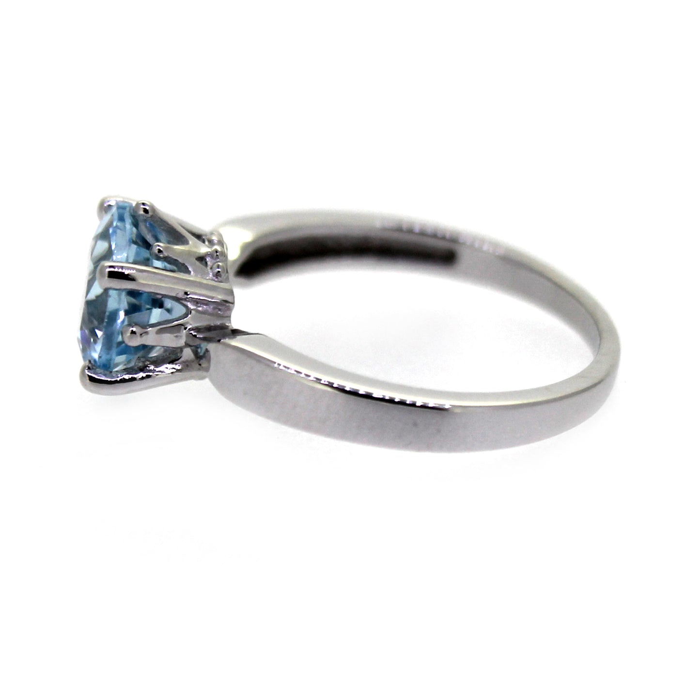 925 Sterling Silver Sky Blue Topaz Solitaire Ring - Pinctore