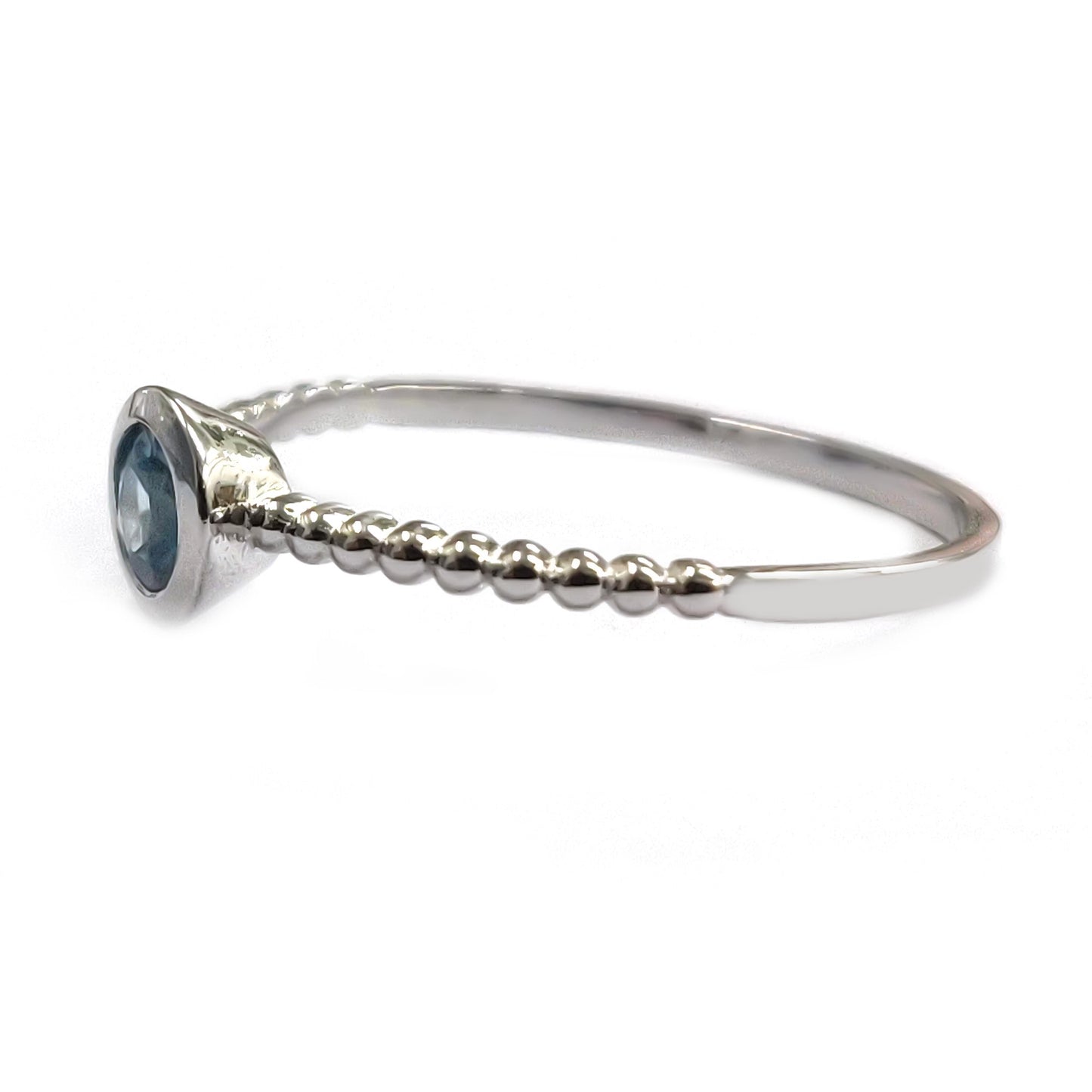 925 Sterling Silver Blue Zircon Band Ring - Pinctore